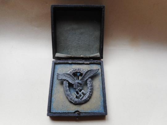 WW2 GERMAN LUFTWAFFE PILOTS BADGE AWARD cased IN CASE