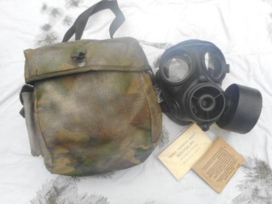 1992 UK AVON BRiTiSH army RESPIRATOR GAS MASK S10 s 10 SIZE 3 m & PLCE POUCH
