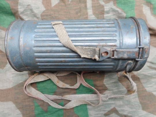 original 1943 WW2 GERMAN luftwaffe grey GAS MASK TIN named inside & LONG STRAP