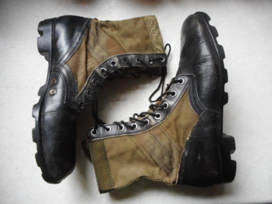 ORIGINAL GENUINE genesco US ARMY ISSUE Vietnam War JUNGLE BOOTS USA 10 r uk 9 1/2