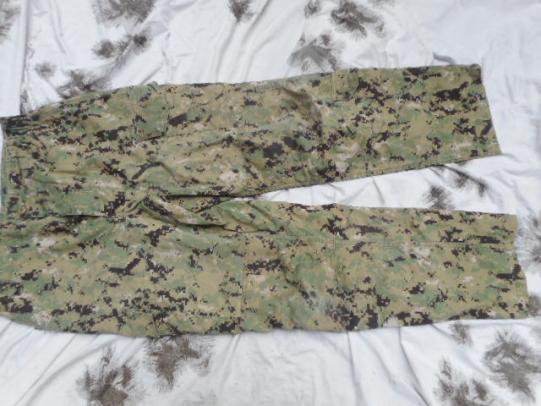 US Navy SEAL TEAM DevGru AOR2 Working Uniform NWU Type III 3 TROUSERS PANTS m r