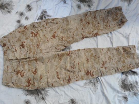 Genuine issue US MARINES USMC MARPAT FROG DESERT marine DEFENDER M FR TROUSERS small regular