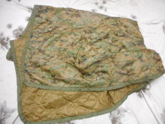 Genuine issue US MARINES USMC MARPAT woodland to coyote tan WOOBIE PONCHO LINER blanket sleeping bag