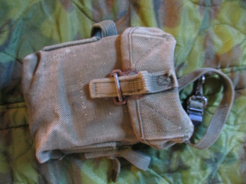 GENUINE US ARMY / USMC issue VIETNAM WAR M56 M 1956 M 56 WEBBING ammo / m16 30round mag POUCH