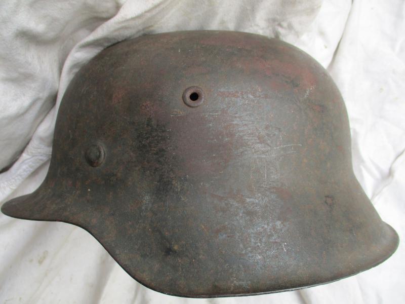 ORIGINAL genuine WW2 GERMAN WH ARMY m42 former SINGLE DECAL HELMET NS68