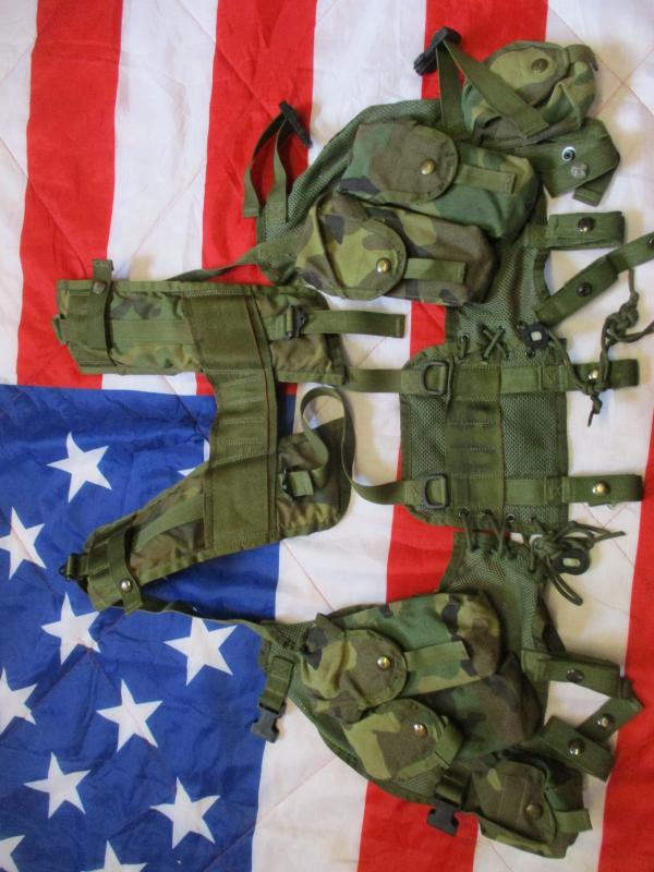 US USSF ISSUE LBE LBV AIRBORNE WEBBING YOKE HARNESS load bearing vest WOODLAND