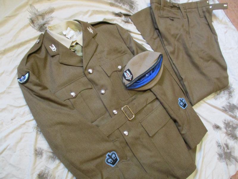 RARE genuine SAS WO2 SSM FULL NO2 service DRESS FAD UNIFORM & BERET & WINGS