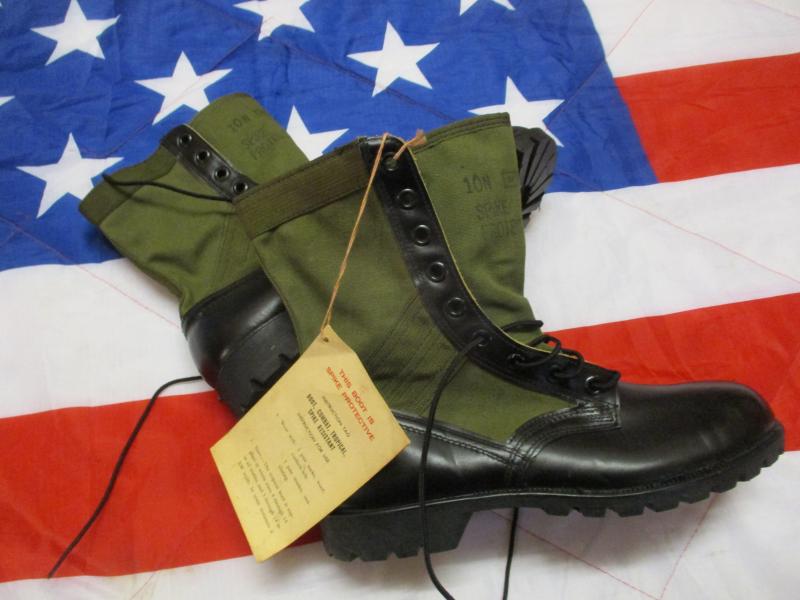 genuine 1967 US ARMY VIETNAM WAR issue BATA JUNGLE COMBAT BOOTS us 10 n UK 9 new