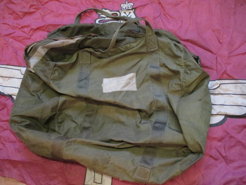 genuine PARACHUTE REGIMENT PARATROOPER AIRBORNE FORCES DZ para BAG Falklands war