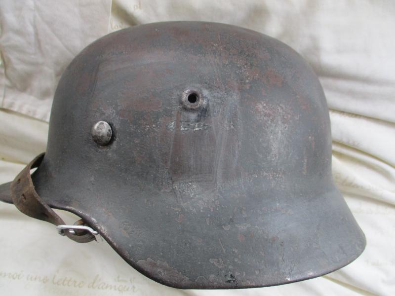 ORIGINAL genuine WW2 GERMAN WH ARMY m40 former SINGLE DECAL HELMET SE64