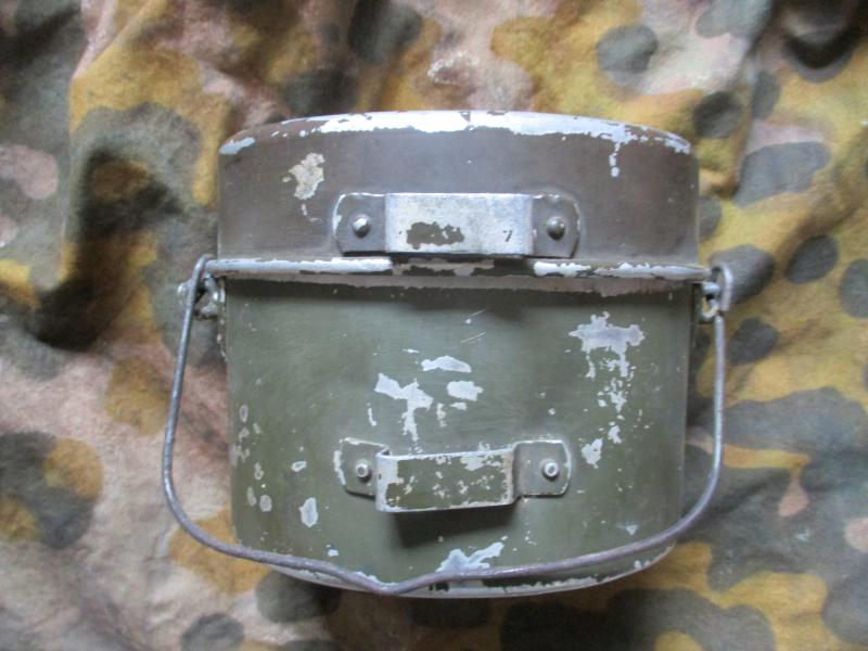 ORIGINAL WW2 italian re issue GERMAN ARMY / Waffen SS NORMANDY /  late war ALLOY MESS TIN SET CAMO