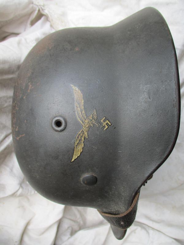 ww2 GERMAN LUFTWAFFE M40 SD / DD HELMET Q64 6666