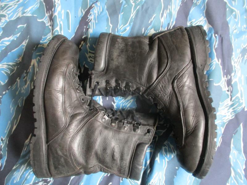 GENUINE matterhorn USA GORETEX waterproof  COMBAT BOOTS black UK 8 USA 8.5