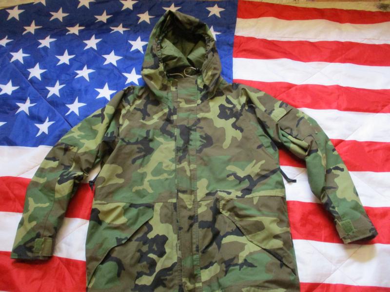 GENUINE US Army ISSUE ECWCS ECW USA m81 woodland camo waterproof goretex PARKA COAT Large Regular