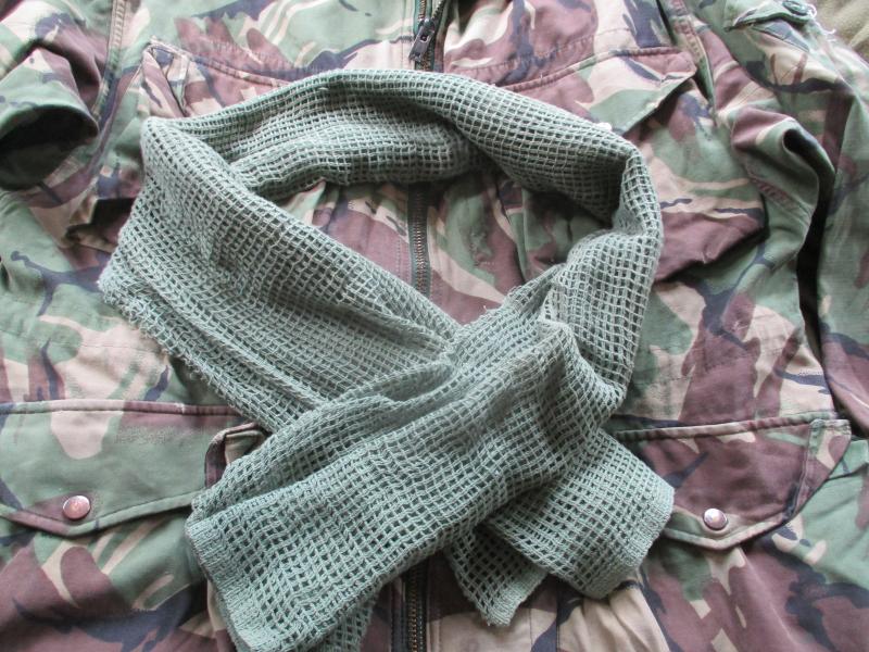 OLD TYPE Falklands war era PARACHUTE REGIMENT AIRBORNE FORCES scrim net SCARF FACE VEIL