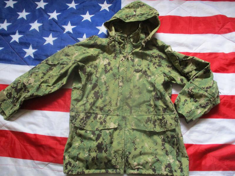 US NAVY USA AOR2 woodland digi CAMO goretex waterproof ECW TYPE III PARKA SEAL TEAM DEVGRU