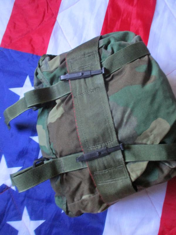rare US ARMY / USMC issue ALICE / CFP90 90'S LBE WEBBING m81 woodland camo BUTT PACK