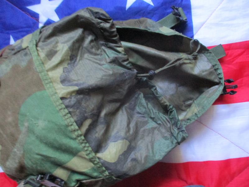 rare US ARMY / USMC issue ALICE / CFP90 90'S LBE WEBBING m81 woodland camo BUTT PACK