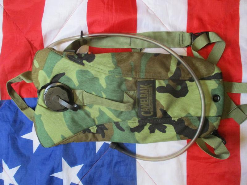 GENUINE old skool USSF US ARMY M81 WOODLAND CAMO 3L CAMELBAK