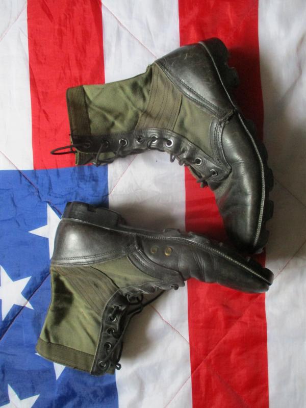 genuine US ARMY VIETNAM WAR issue BATA JUNGLE COMBAT BOOTS us 11 n UK 10 n