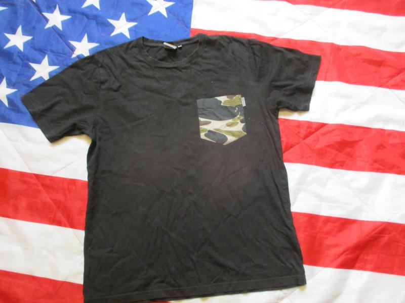 CARHARTT usa WW2 FROG SKIN - VIETNAM WAR DUCK HUNTER CAMO POCKET black T SHIRT large