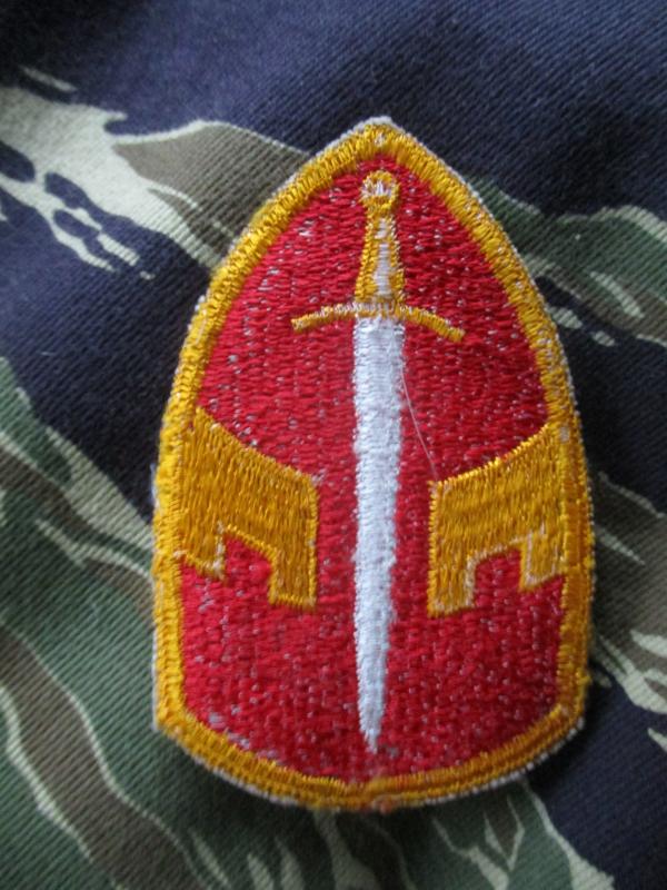 ORIGINAL us army MACV MAC V VIETNAM WAR SPECIAL FORCES BADGE PATCH cut edge