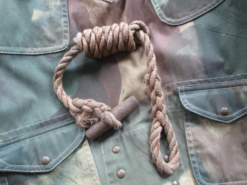 GENUINE WW2 ISSUE BRITISH PARATROOPER AIRBORNE denison TOGGLE ROPE