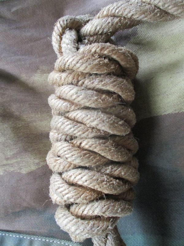 GENUINE WW2 ISSUE BRITISH PARATROOPER AIRBORNE denison TOGGLE ROPE