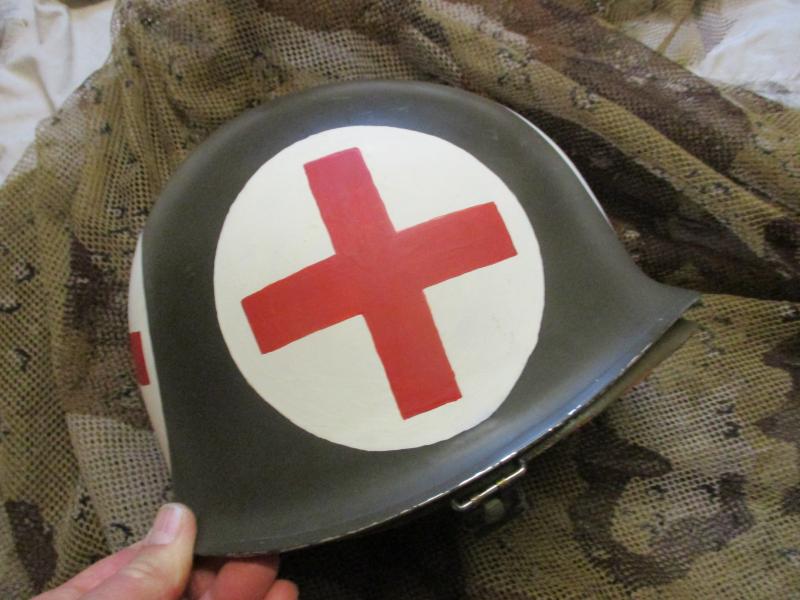 1977 dated liner US ARMY usa USMC medics issue ww2 - Vietnam war m1 helmet