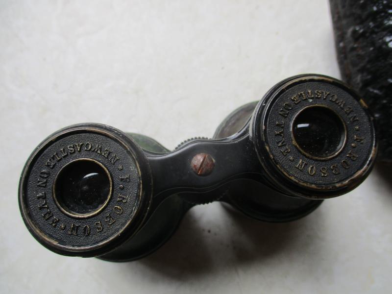 ROBSON of NEWCASTLE UPON TYNE WW1 Binoculars BIRTISH OFFICERS in Original Case Vintage Antique