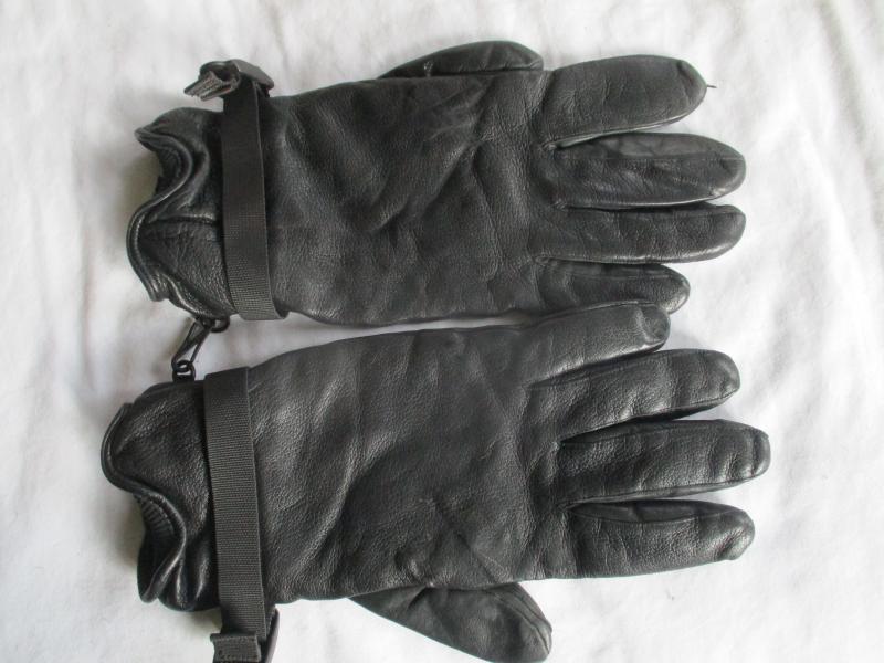 BRITISH ARMY ISSUE soldier 95 cs95 BLACK LEATHER COMBAT GLOVES medium to large 9