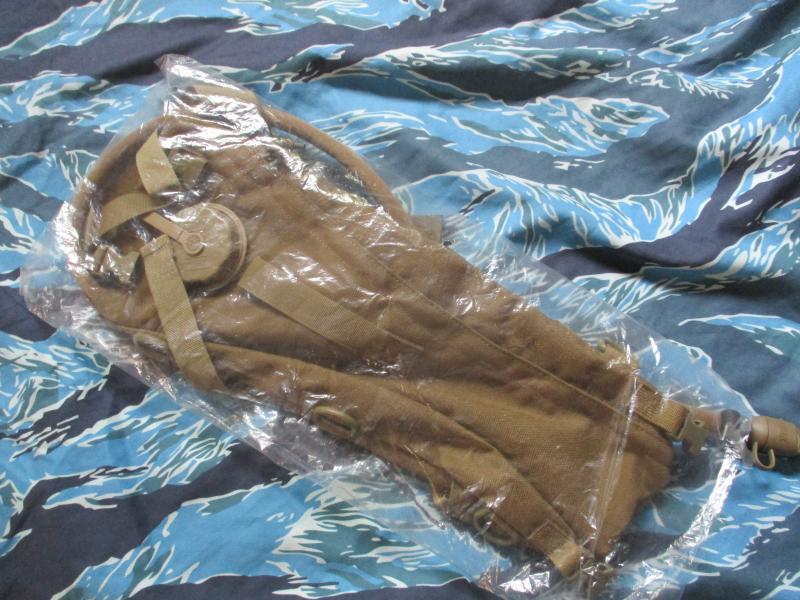 GENUINE BRITISH ARMY ISSUE 3L thermobak ihs CAMELBAK rare COYOTE TAN new