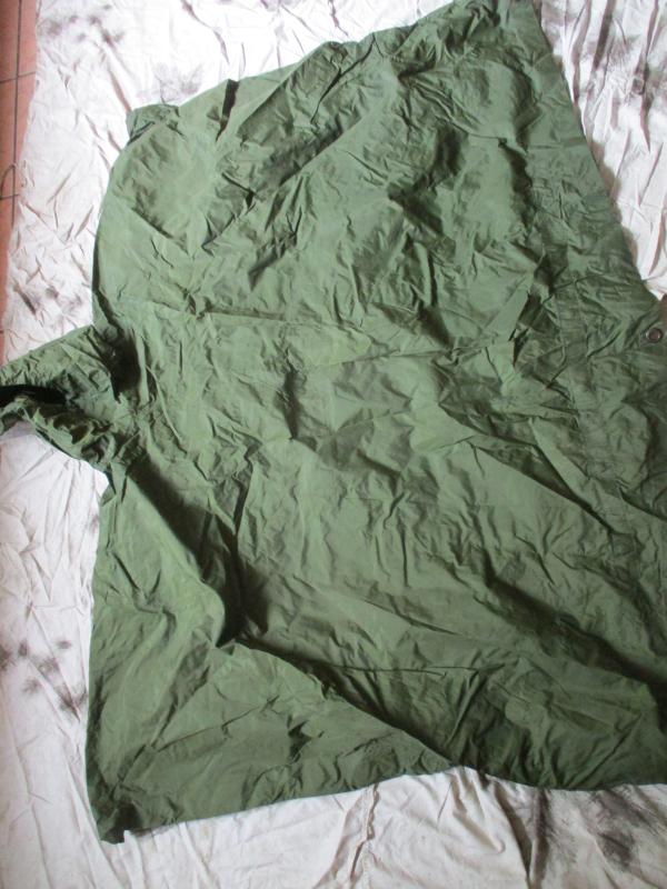 GENUINE BRITISH ARMY ISSUE Falklands War era 58 pattern PONCHO / CAPE / SHELTER