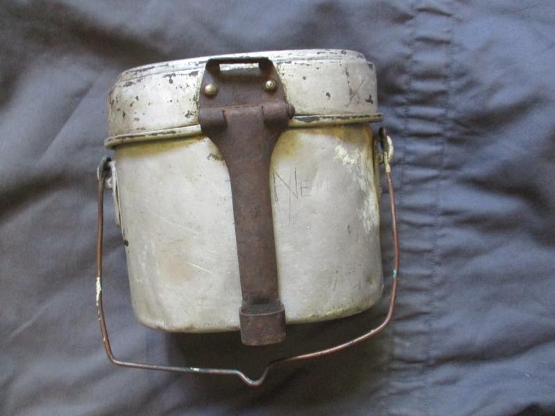 ORIGINAL WW2 GERMAN ARMY / WAFFEN SS / LUFTWAFFE ISSUE MESS TIN Ardennes BATTLE OF THE BULGE FIND