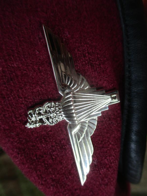 genuine PARACHUTE REGIMENT AIRBORNE MAROON BERET leather band SHAPED used 58cm M