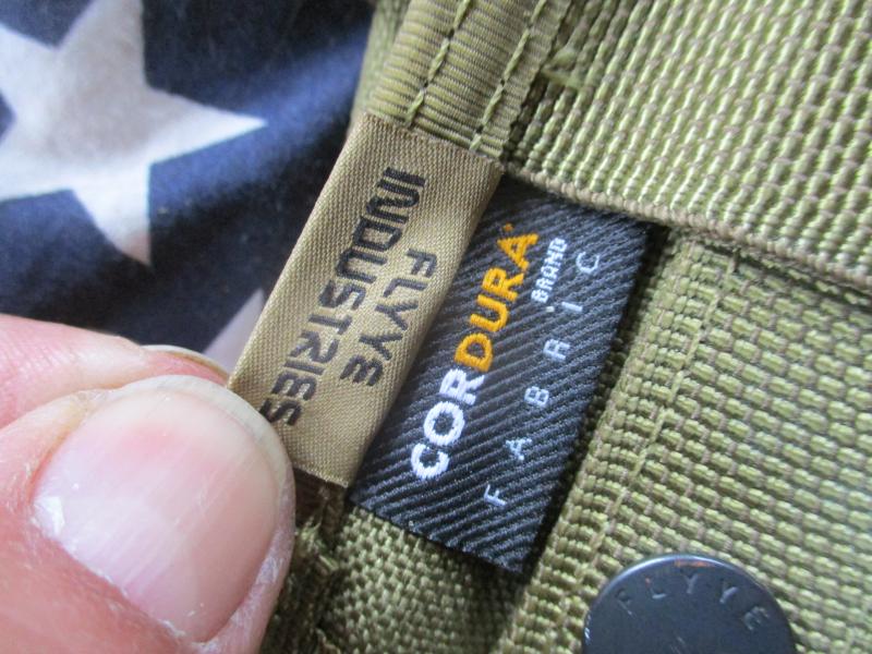 Early GWOT FLYYE INDUSTRIES MOLLE ac2000 strobe POUCH COYOTE TAN