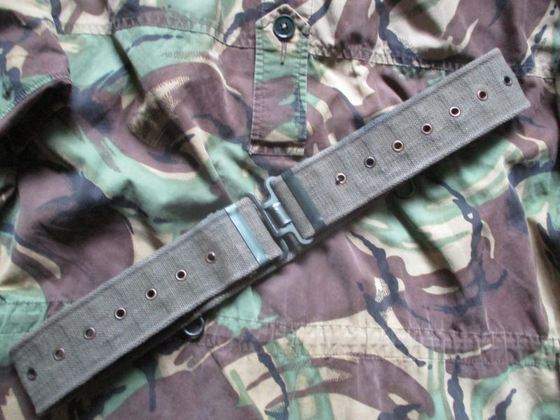 real BRITISH ARMY / PARACHUTE REGIMENT ISSUE 58 PATTERN WEBBING BELT falklands war era