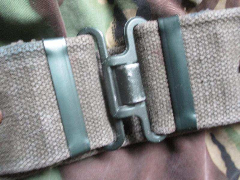 real BRITISH ARMY / PARACHUTE REGIMENT ISSUE 58 PATTERN WEBBING BELT falklands war era