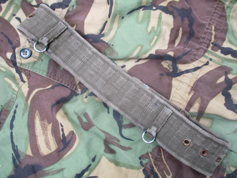 real BRITISH ARMY / PARACHUTE REGIMENT ISSUE 58 PATTERN WEBBING BELT falklands WAR ERA