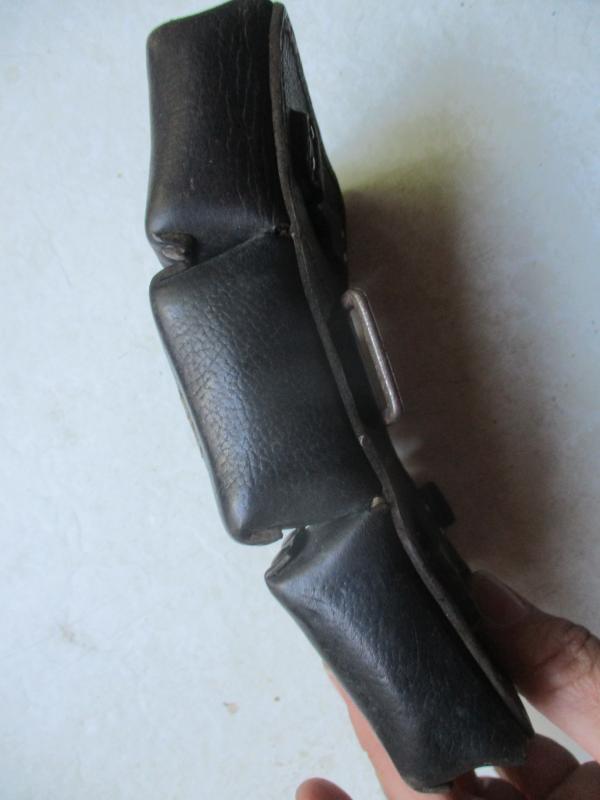 ORIGINAL real WW2 GERMAN ARMY / Waffen SS black LEATHER k98 ammo POUCH