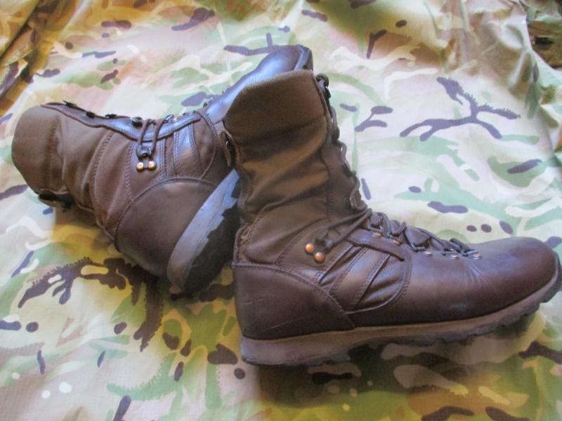 Altberg Alt Berg SNEEKER Microlite JUNGLE MoD BROWN MTP MATCH Boots BOOT size 8