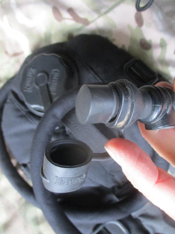 GENUINE 2L CAMELBAK molle pakteen PACK / pouch SF CT TEAM POLICE BLACK